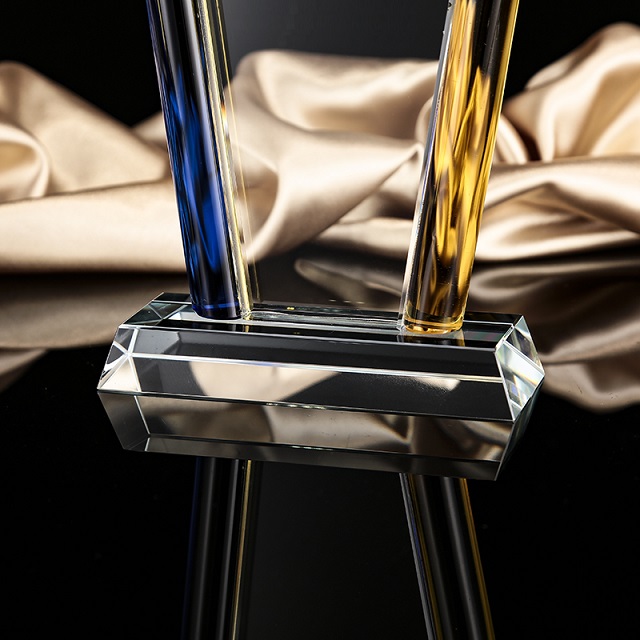 Crystal Trophy A19-129 5