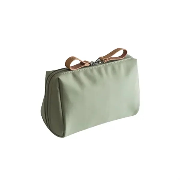 Lightweight Travel Women Makeup Pouch 5