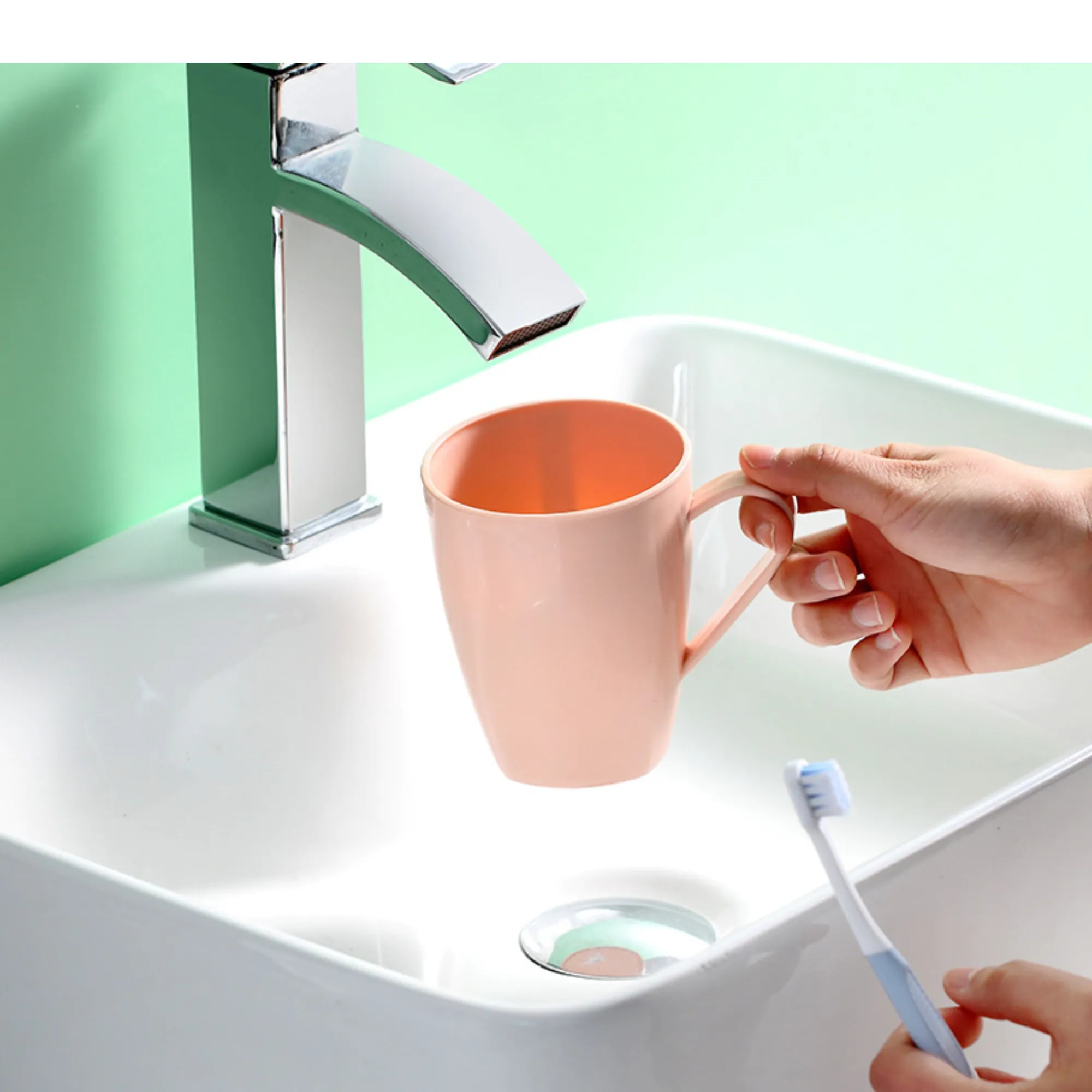 Half - Heart - shaped Handle Custom - Logo Tooth Cups 1