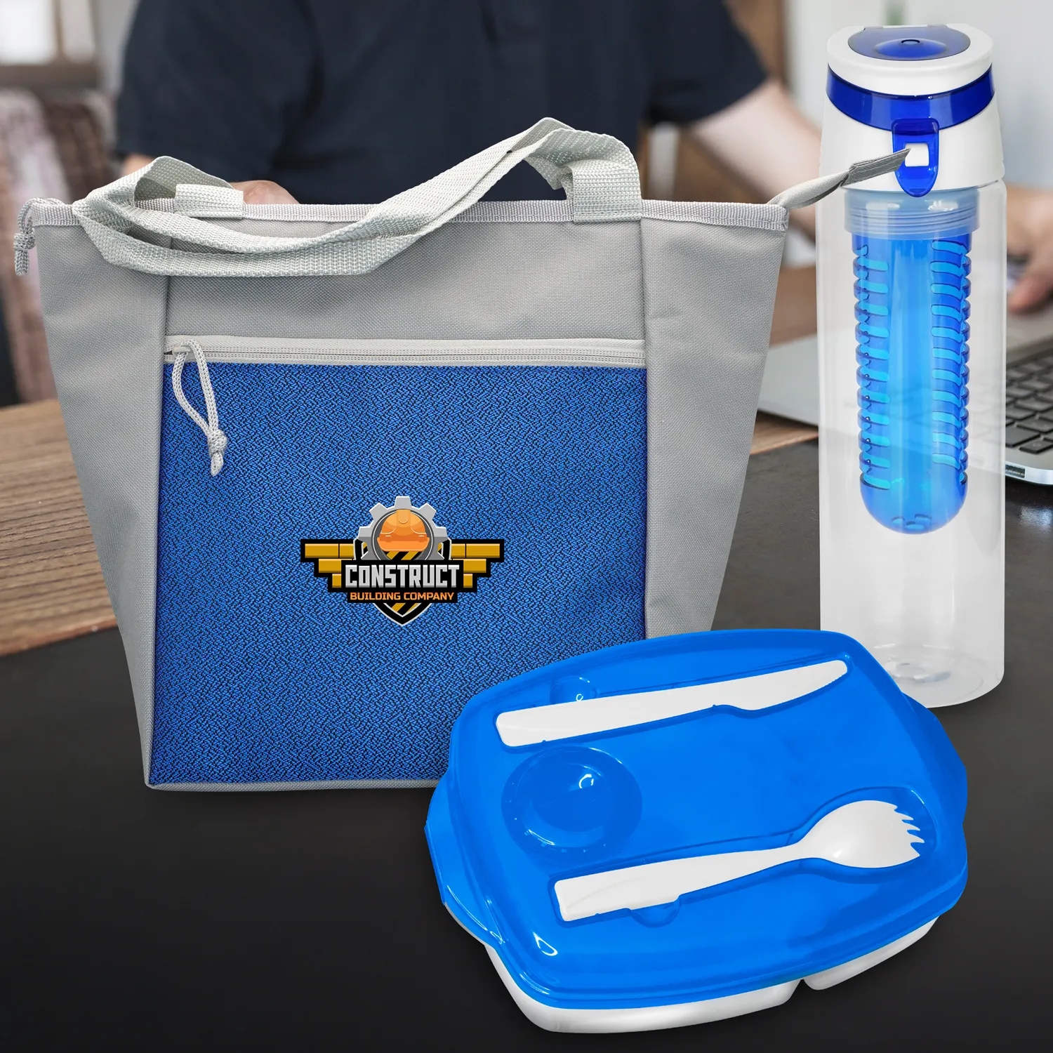 Speck Lunch & Bottle Tote Set 5