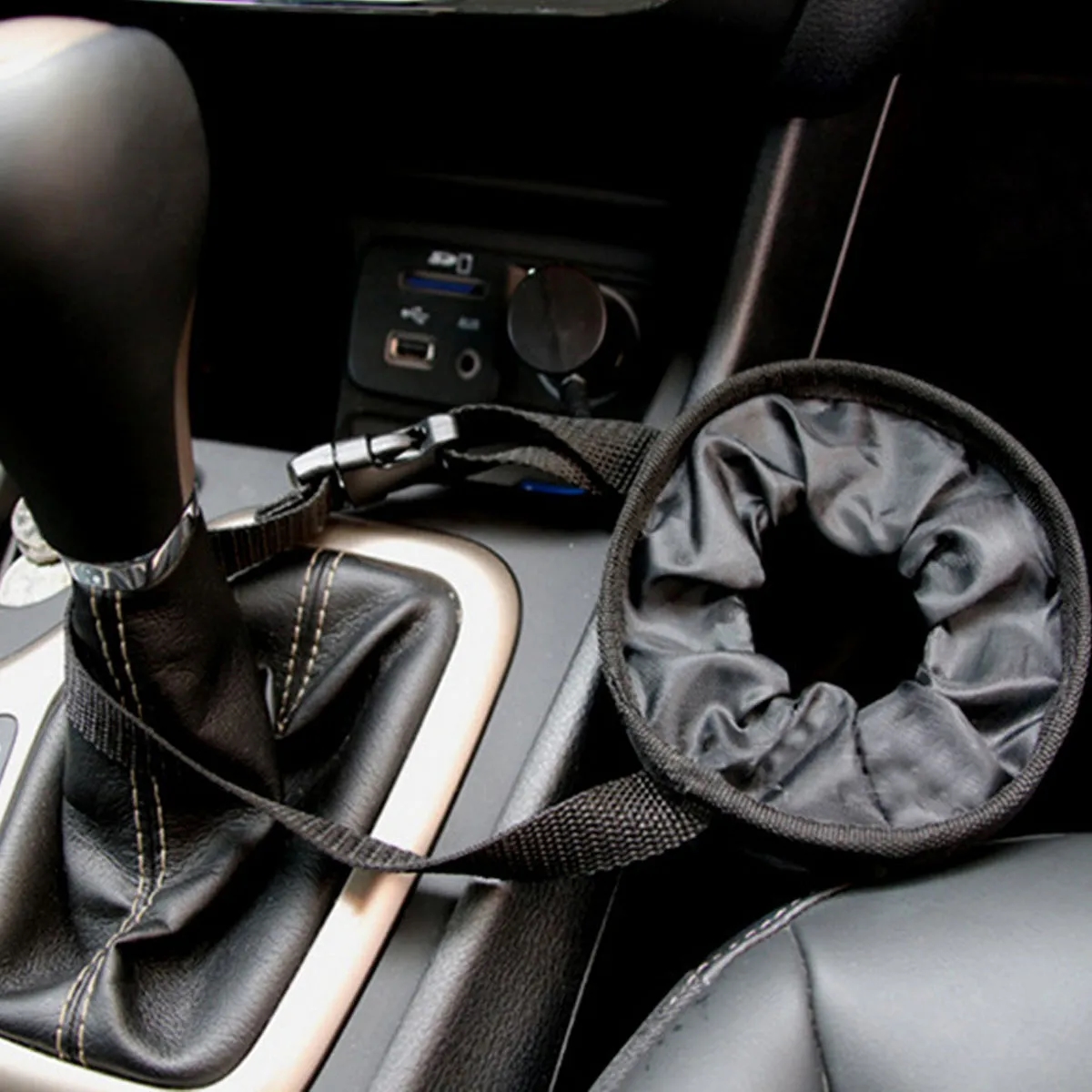 Portable Car Garbage Bag 2