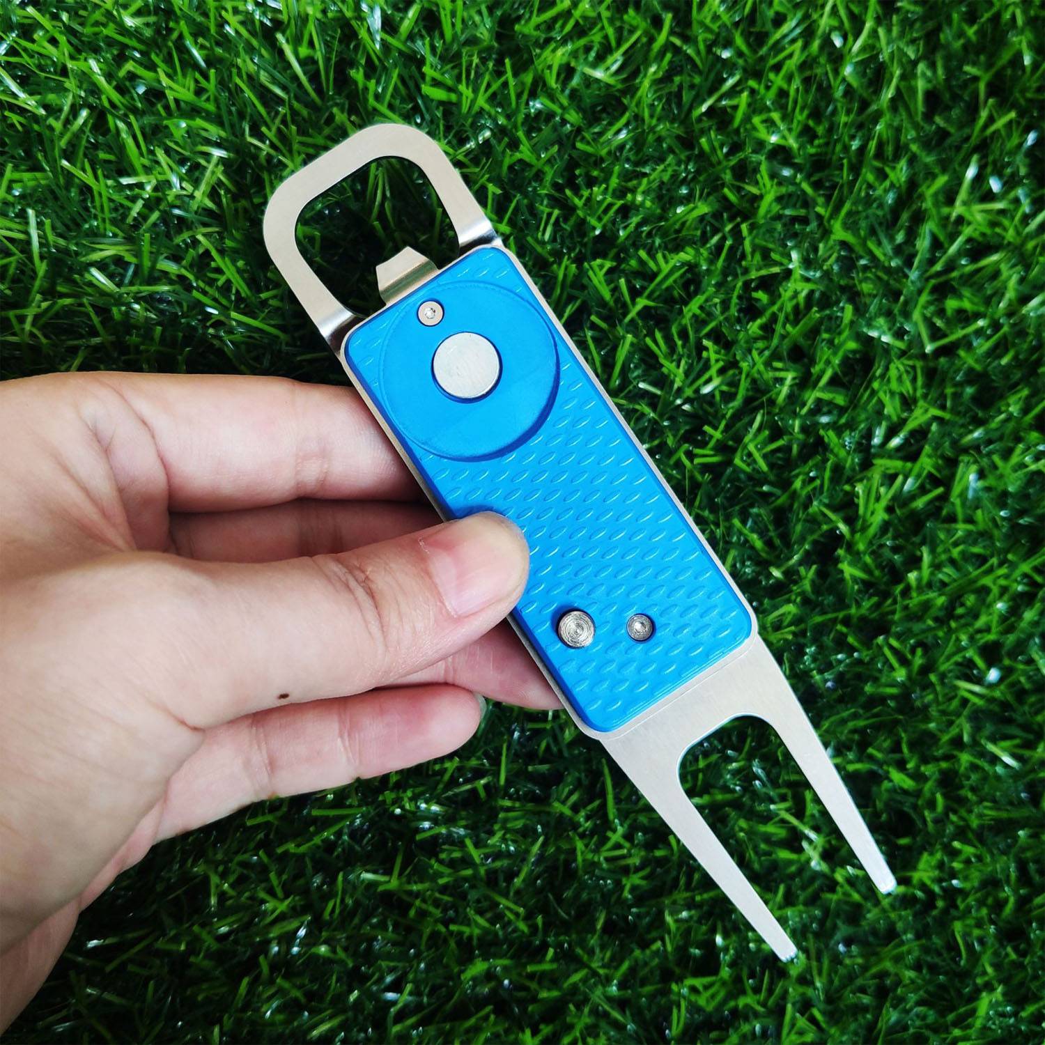 Ergonomic Zinc Alloy Golf Green Fork 7