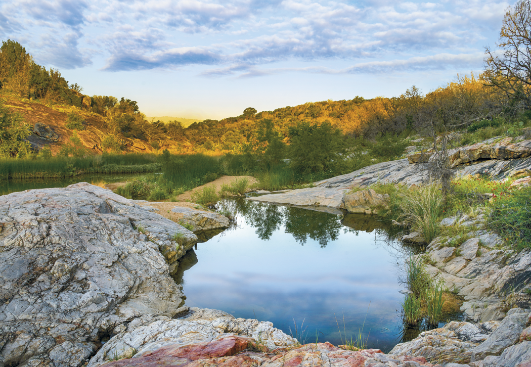 HotLine® Products Our Beautiful America® Executive Calendar 47