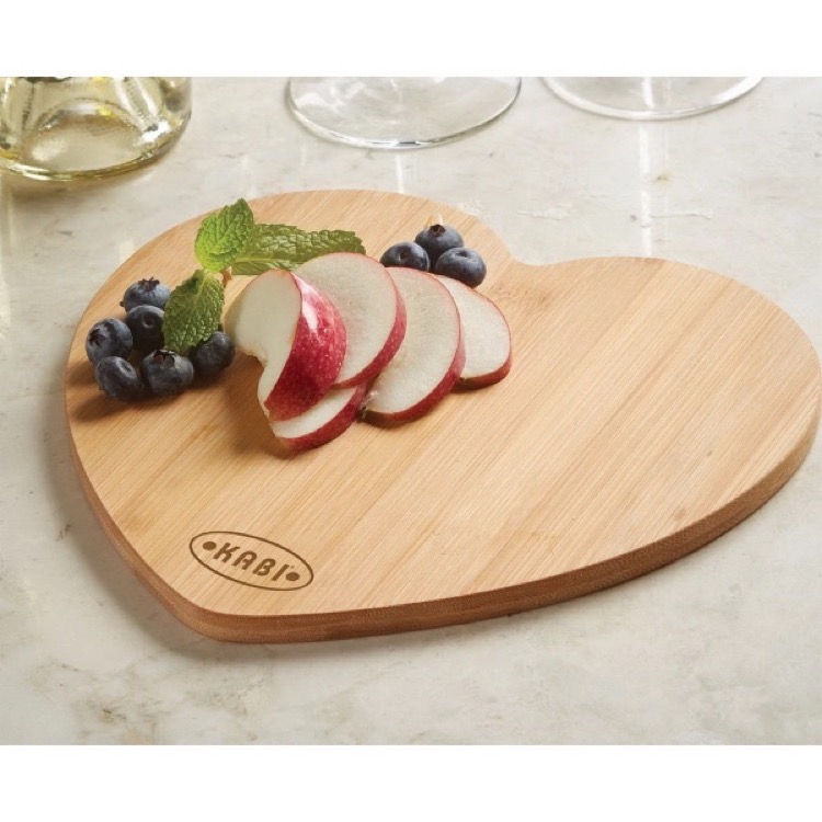 BistroTek Heart Shaped Cutting Board 3