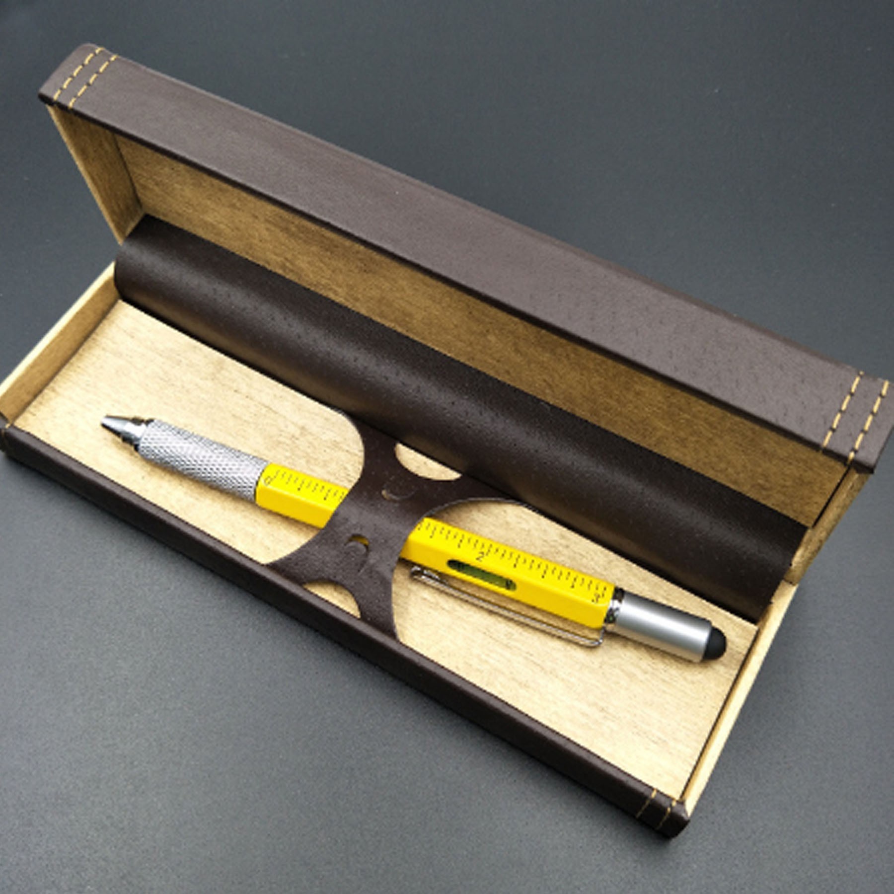 6 in 1 Metal Multi-functional Tool Ballpoint Pen 1