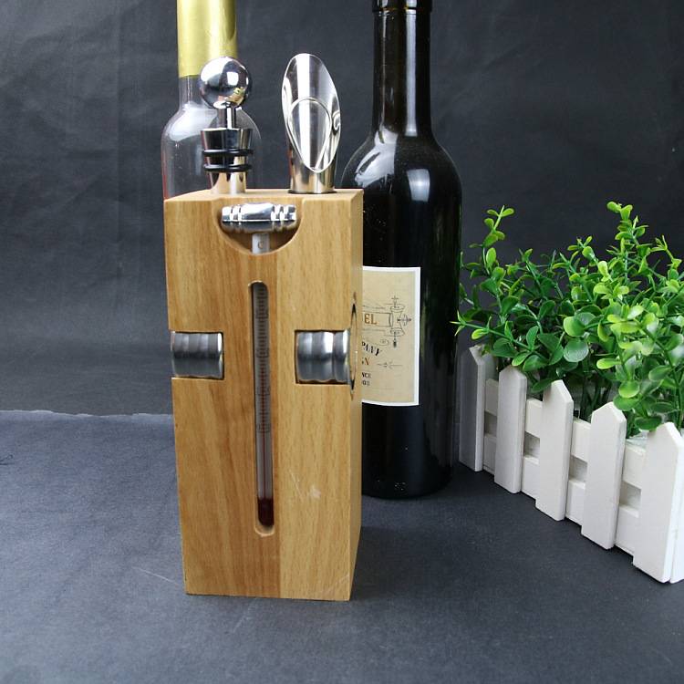 Red Wine Corkscrew Set w/ Wood Box 8