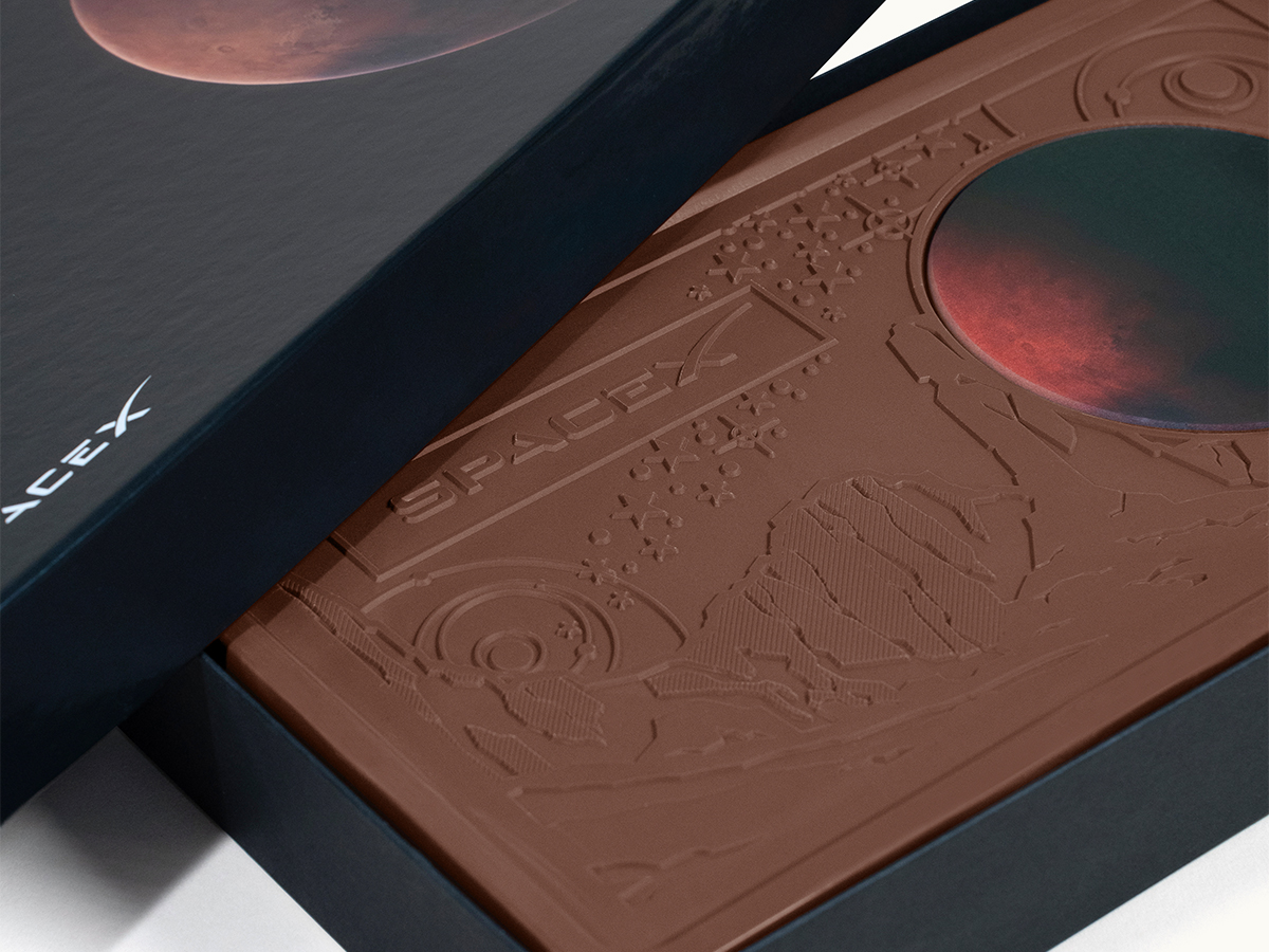 Giant 2lb. Engraved Combo Chocolate Bar – Luxury Packaging 7