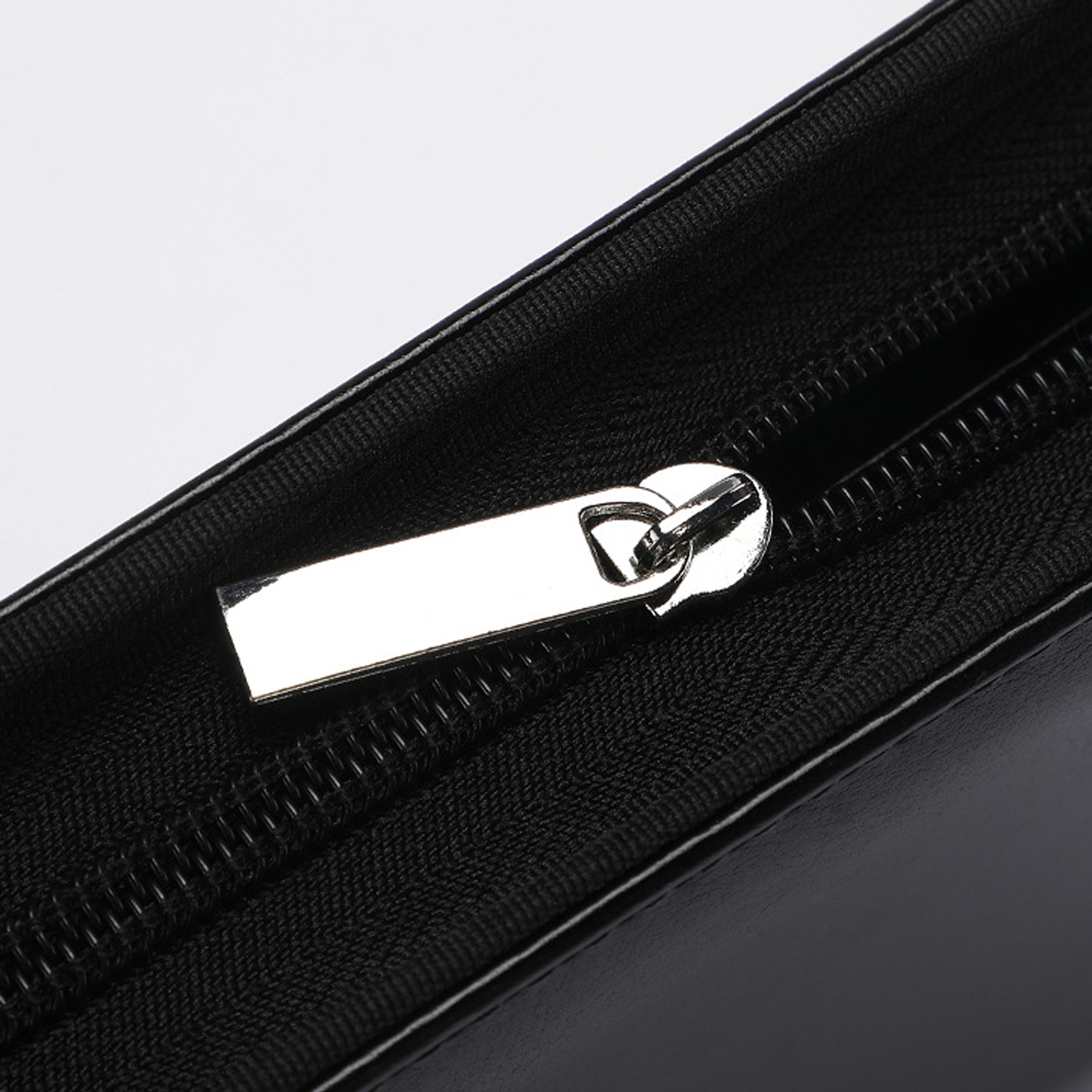 Leather Portfolio Organizer with Handle and Clipboard 6