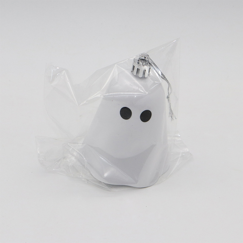 Adorable White Ghost Decor For Halloween 3
