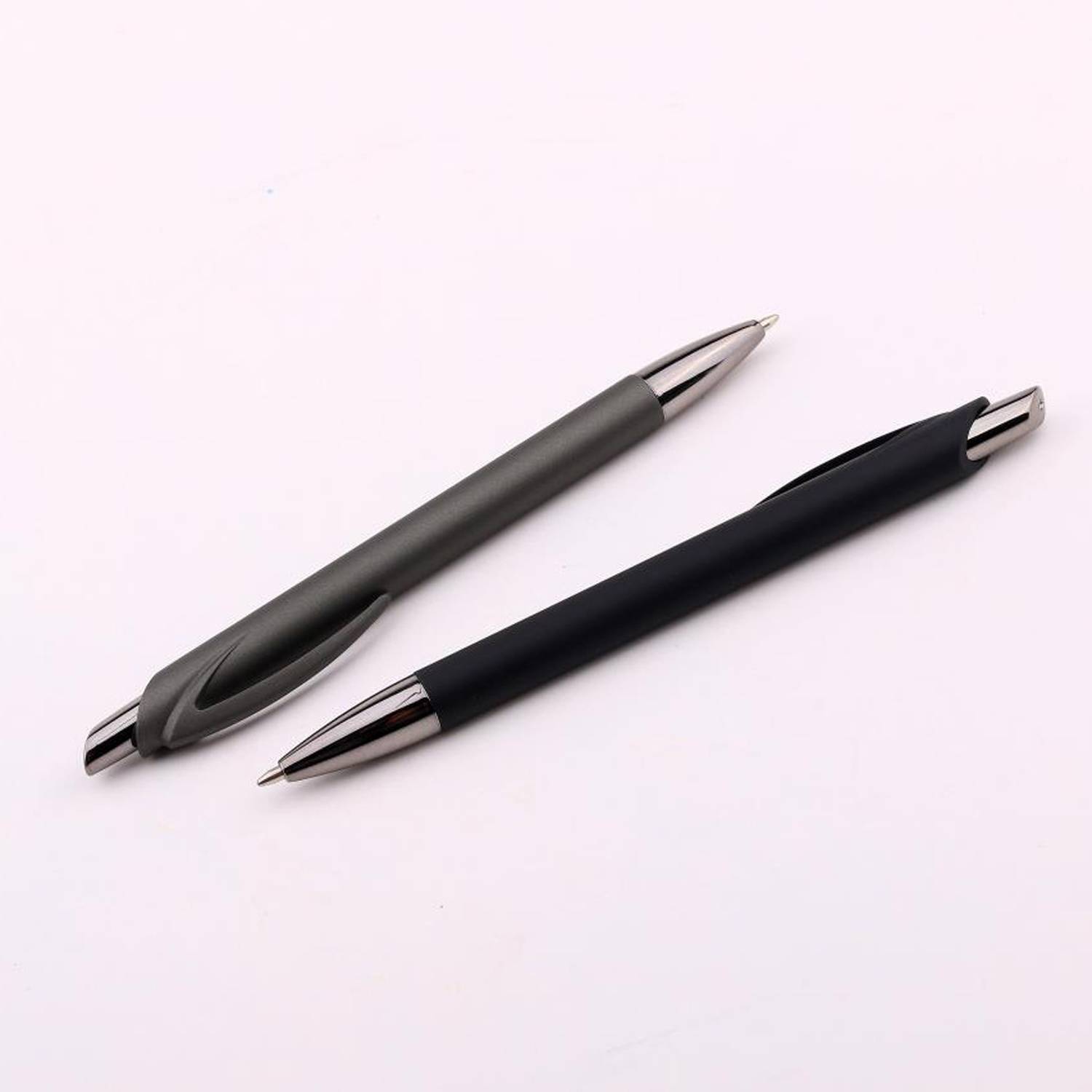 Retractable Plastic Ballpoint Pen 5
