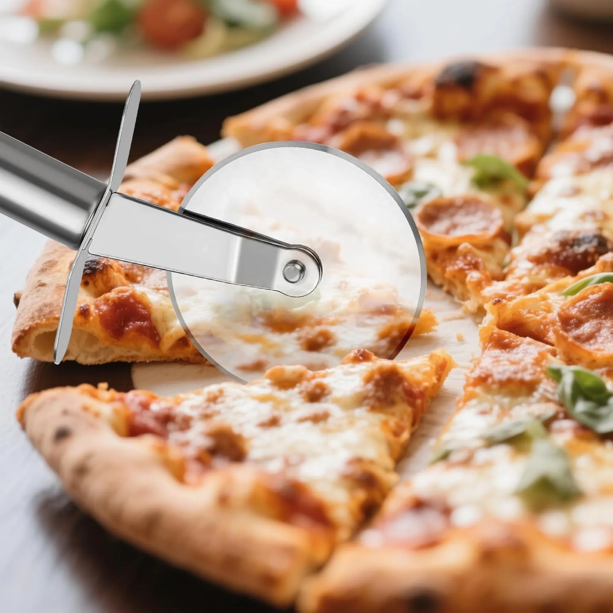 Stainless Steel Multi Functional Pizza Cutter 3