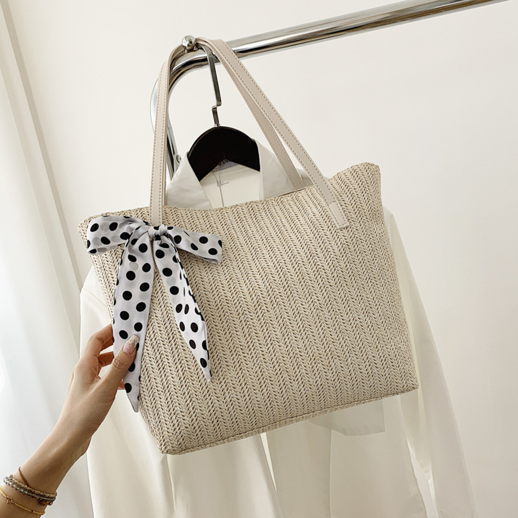 Straw Crossbody Beach Bag 2
