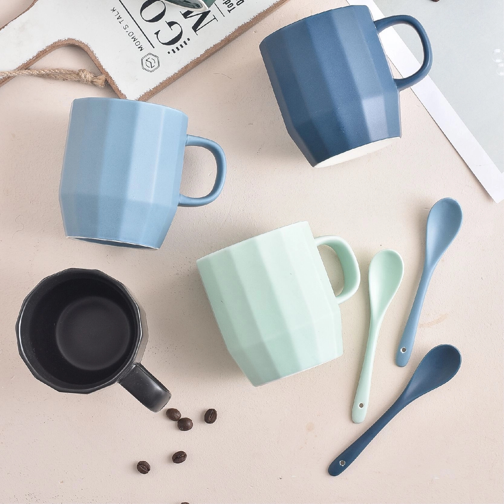 Custom 13 oz Ceramic Coffee Mug 7
