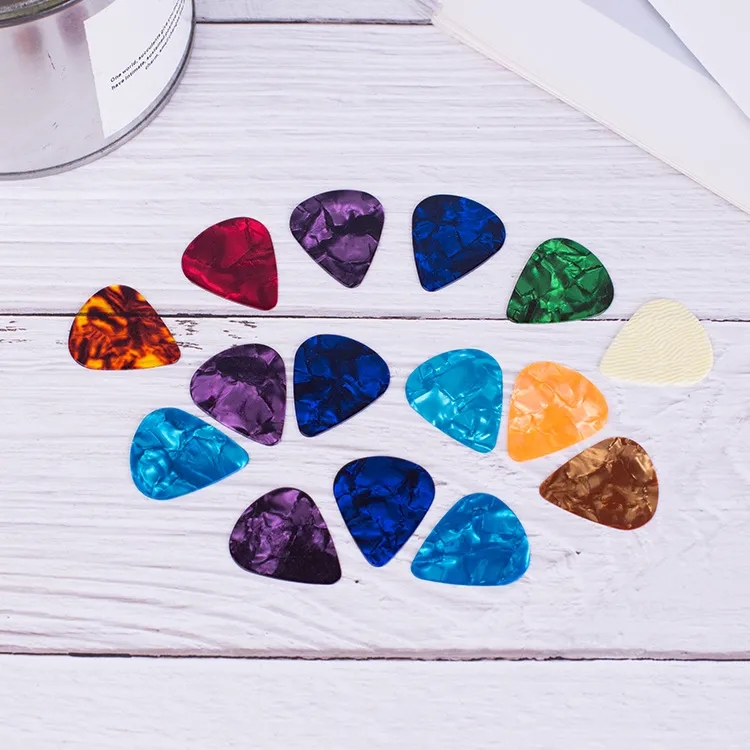 Guitar pick 5