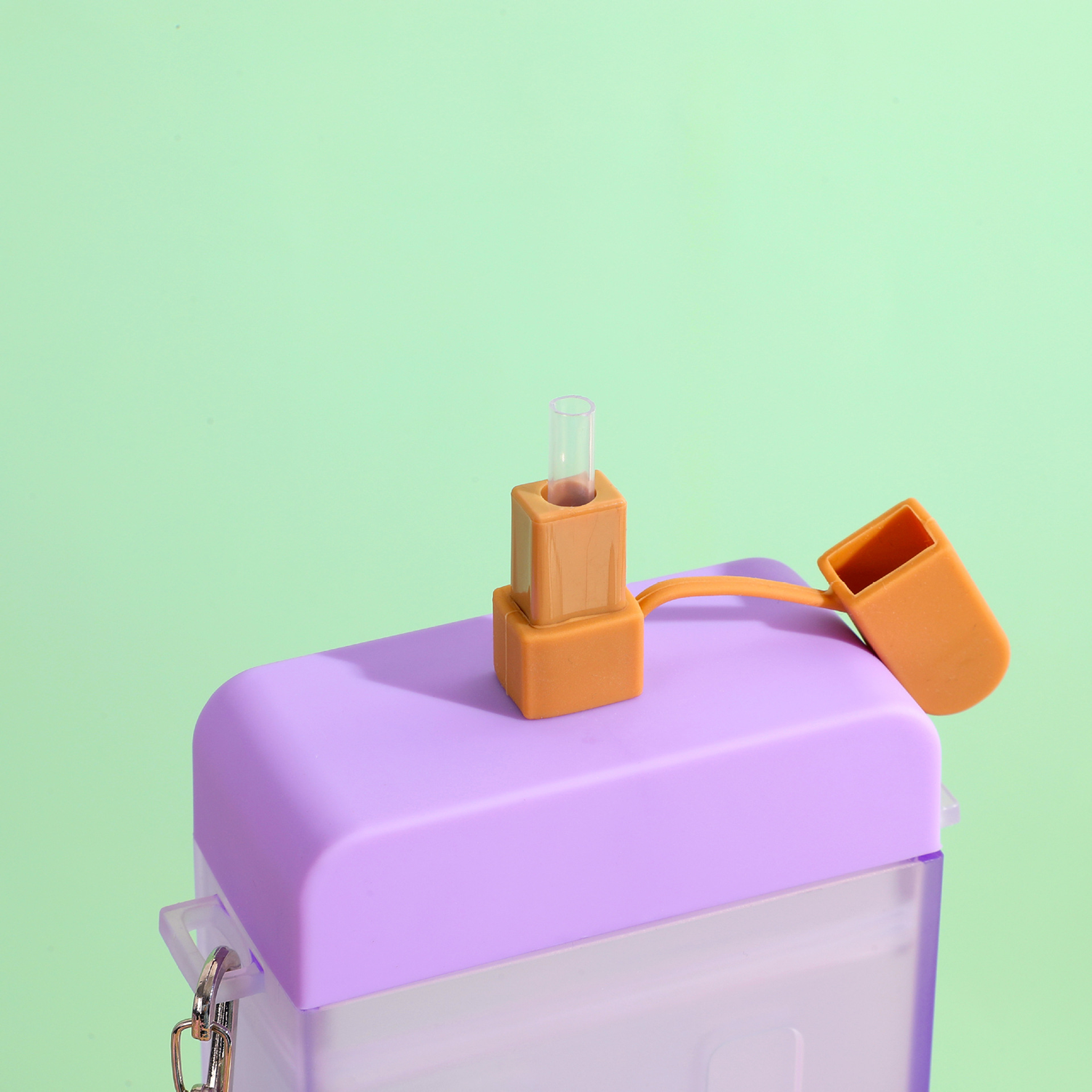 Sports Popsicle Water Bottle With Adjustable Shoulder Strap 3