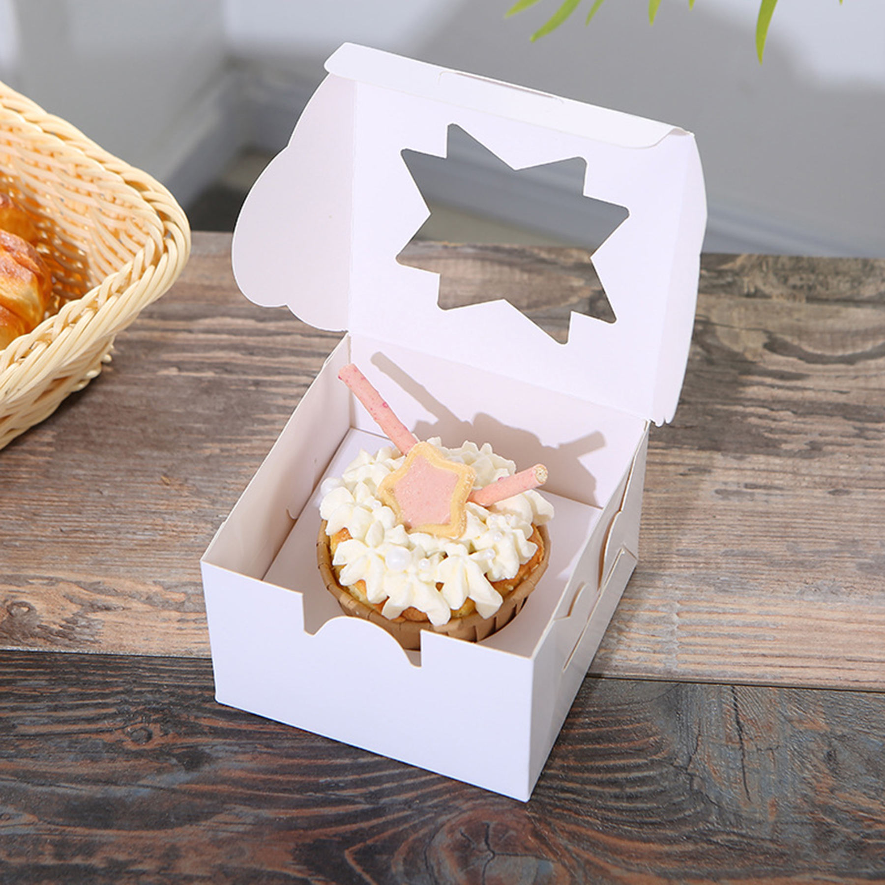 Window Cake Box 2