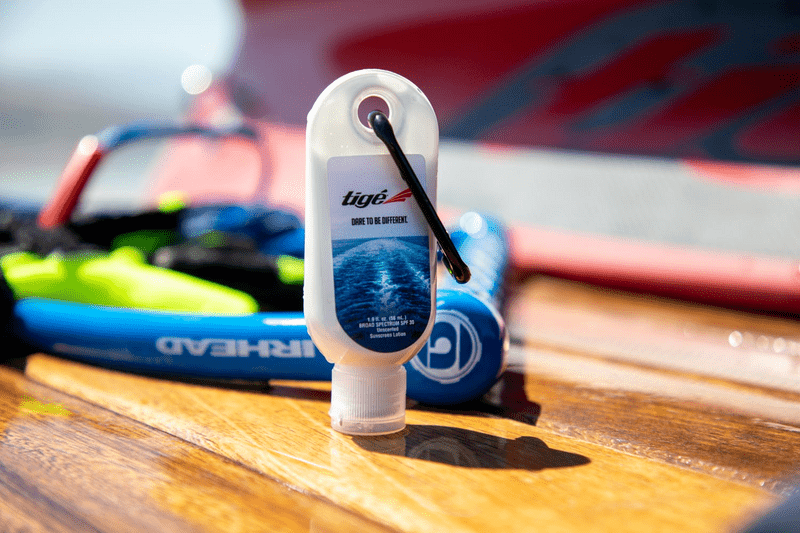 1.9 oz. SPF 30 Sunscreen in Clear Bottle with Carabiner 22