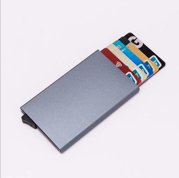 Automatic Pop-up Credit Card Holder 3