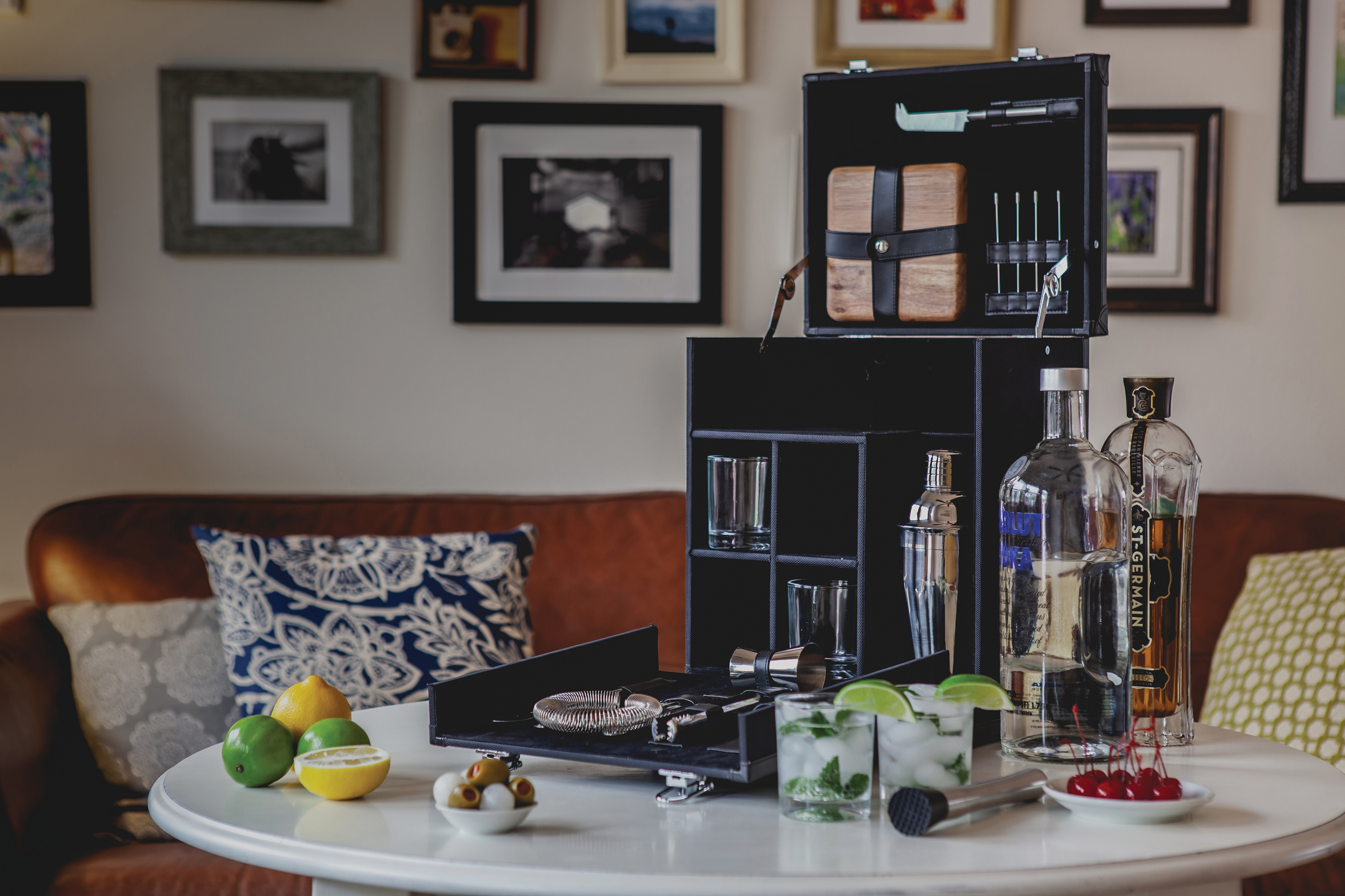 Hamilton Portable Cocktail Bar 4