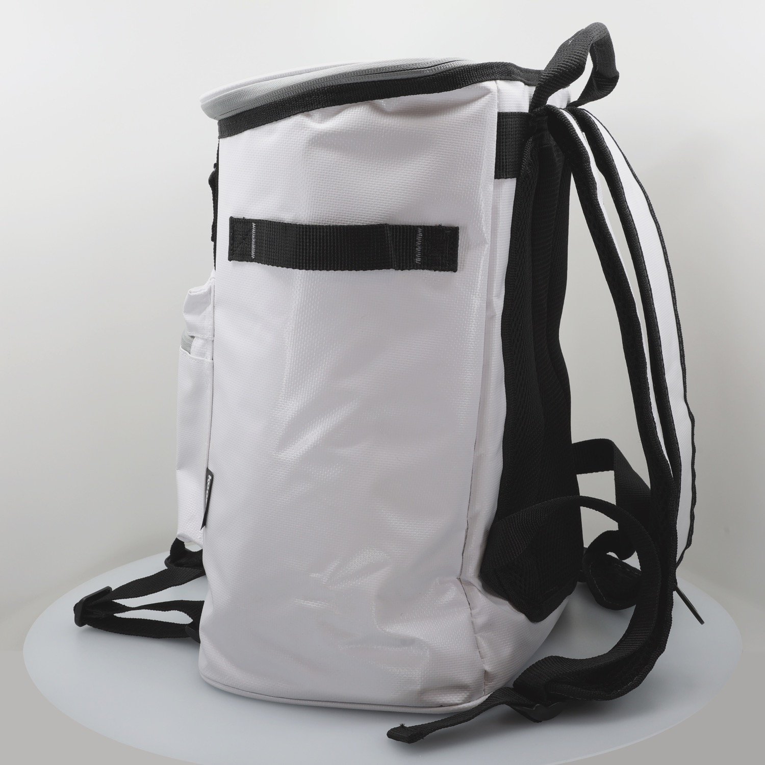 Olympus Mid-size Backpack Cooler