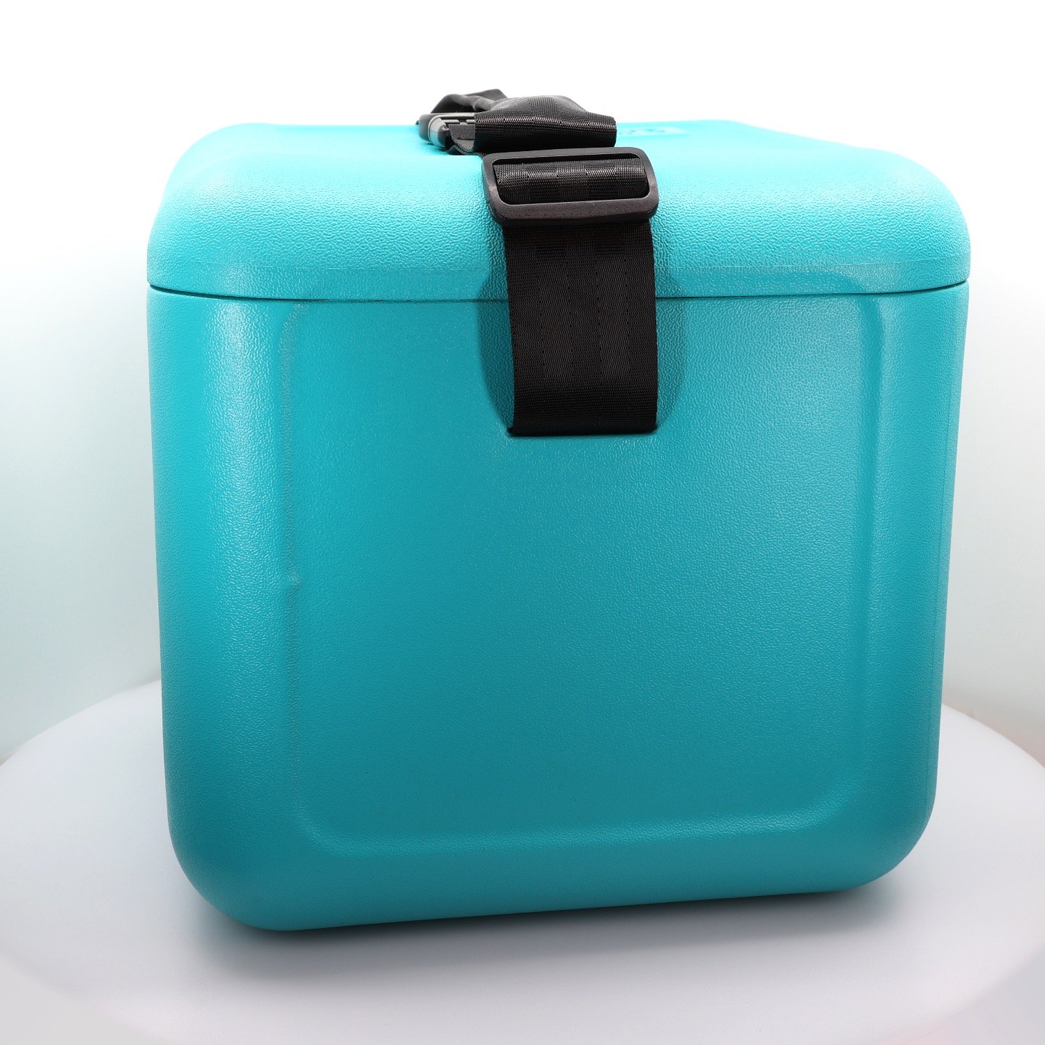 FOAM™ 30-Can EVA Cooler 1