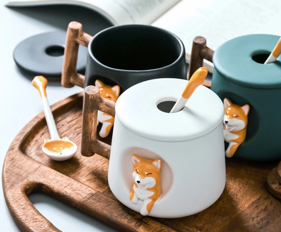 High Quality 14.2 oz Stereo Embossed Mug With Lid and Spoon 4