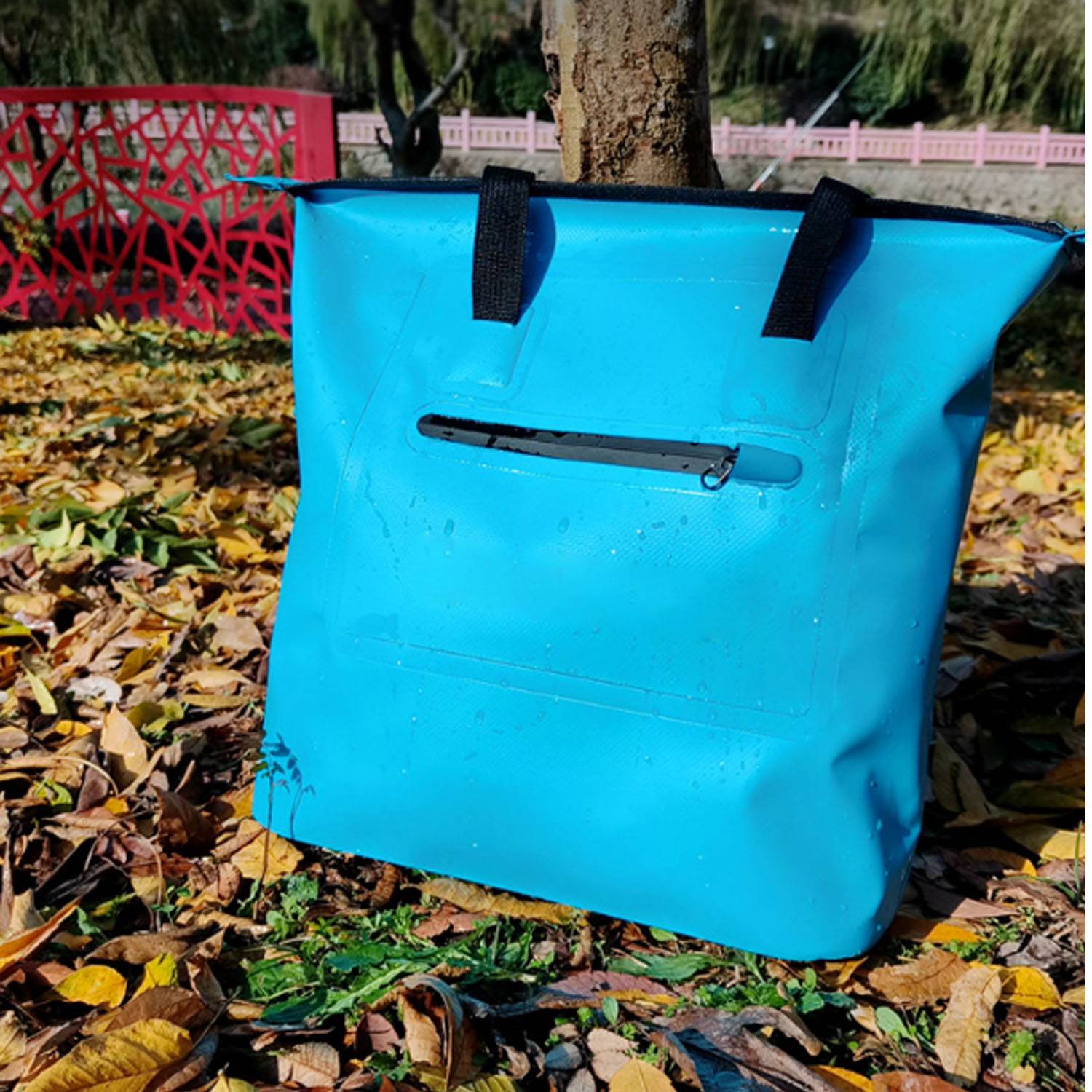 Waterproof tote bag swimming 3
