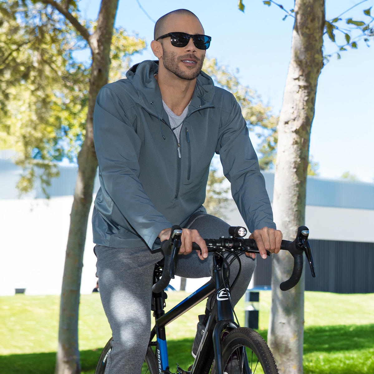 Men's Skyline Soft Shell Pullover 8