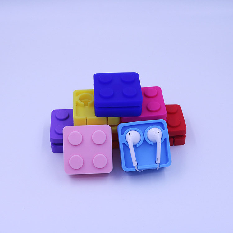 Square Silicone Bobbin Winder 6