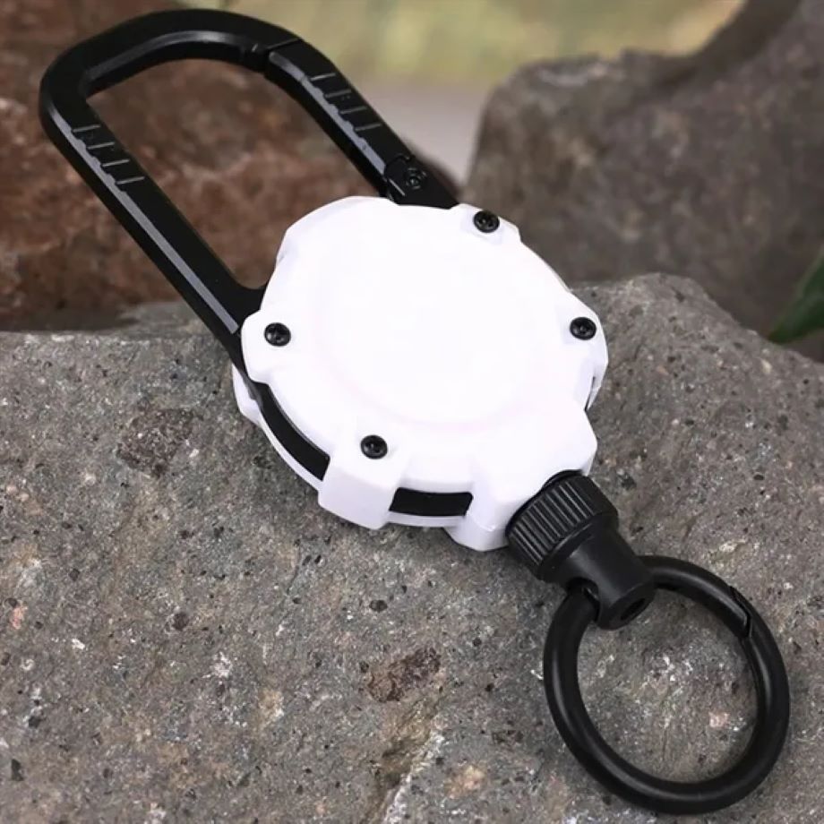 Retractable Magnetic Carabiner Keychain Clip 2