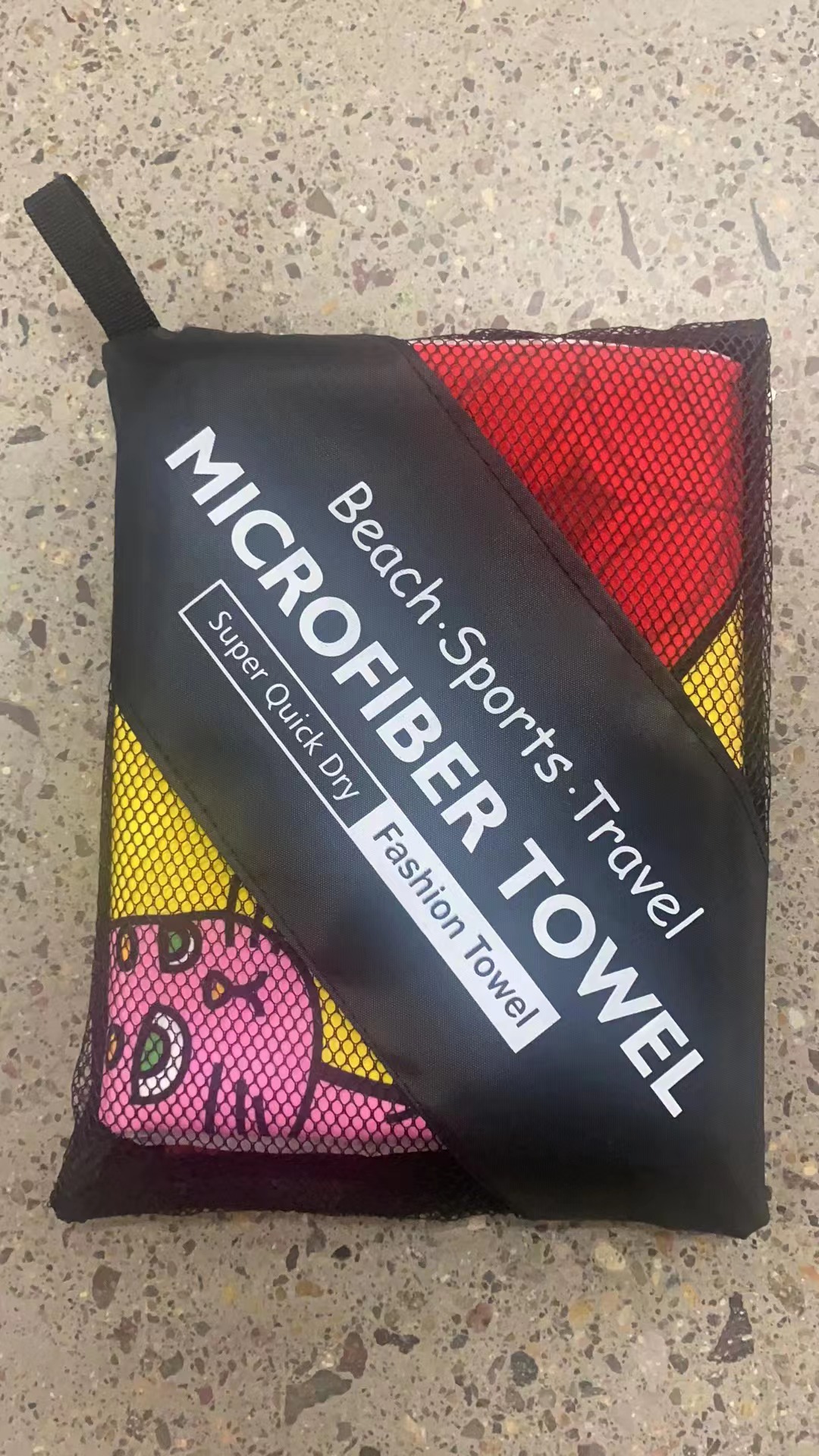 Microfiber Beach Towel In Mesh Bag 4