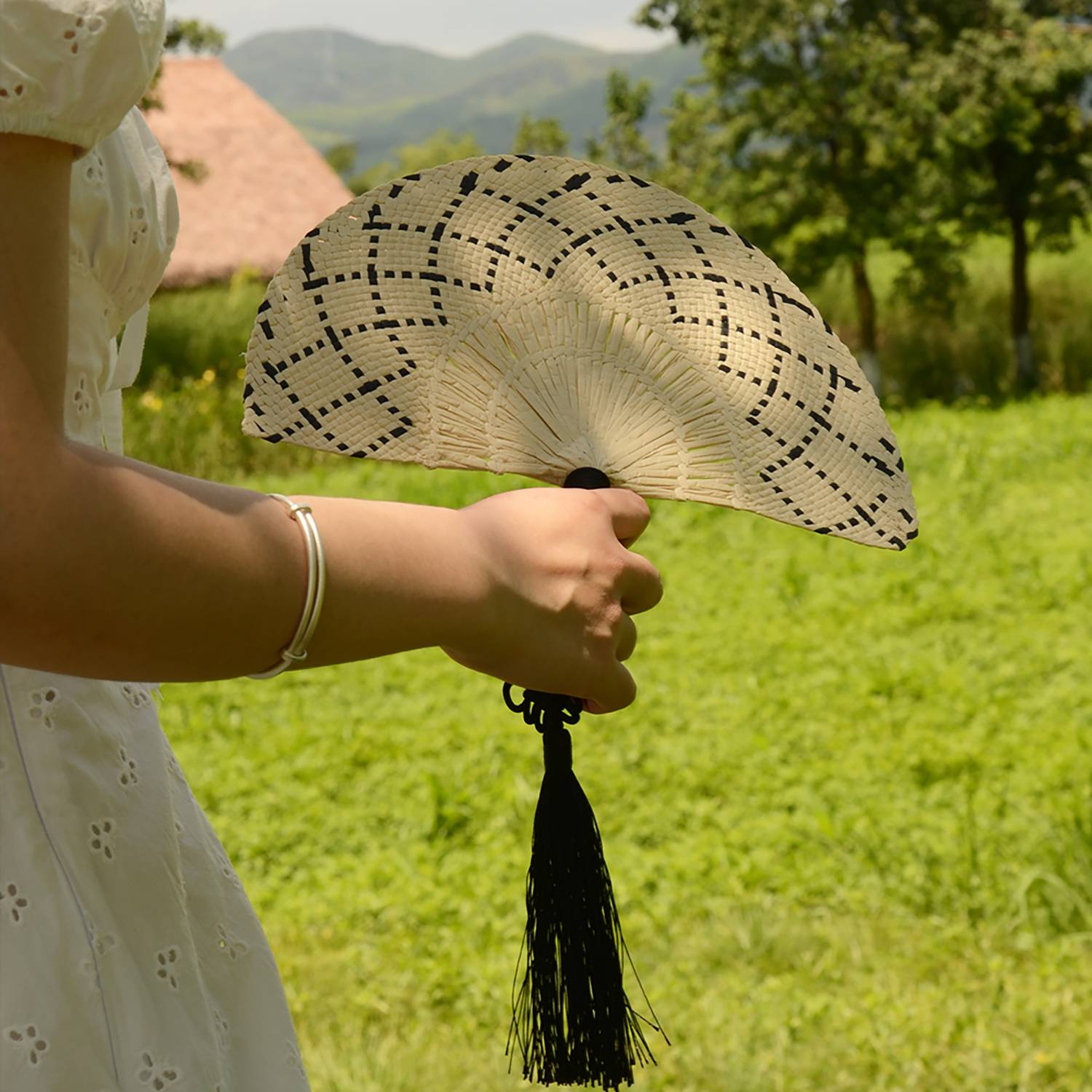 Handwoven Straw Fan with Tassel 7