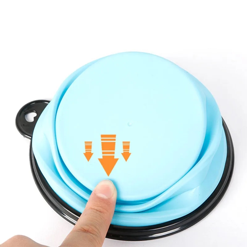 Silicone Pet Bowl with Carabiner 1