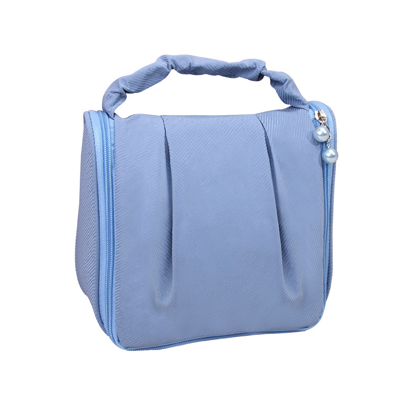 Portable Hanging Toiletry Bag 1