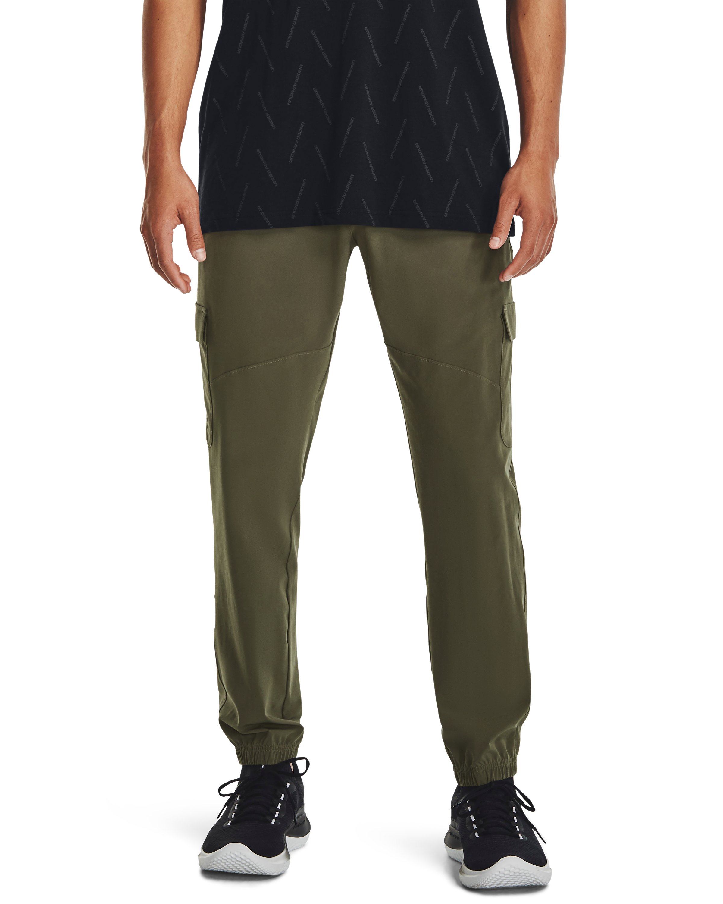 UA Stretch Woven Men's Cargo Pants 2