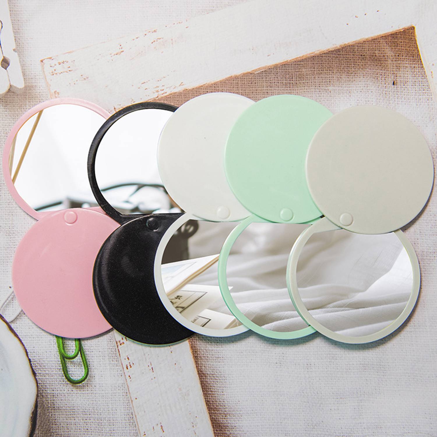Round Portable Folding Small Mirror 5