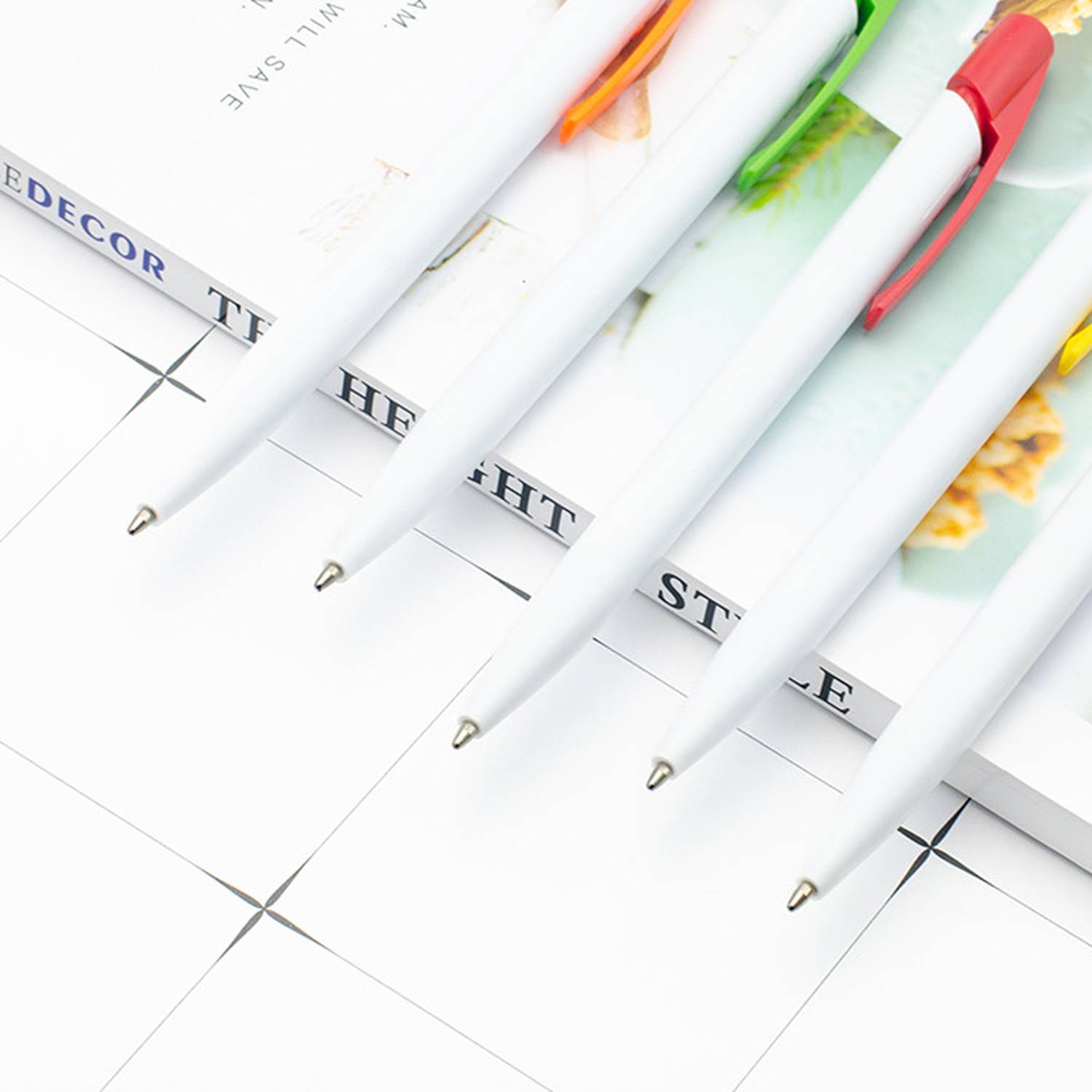 Click Mechanism Retractable Ballpoint Pen 8