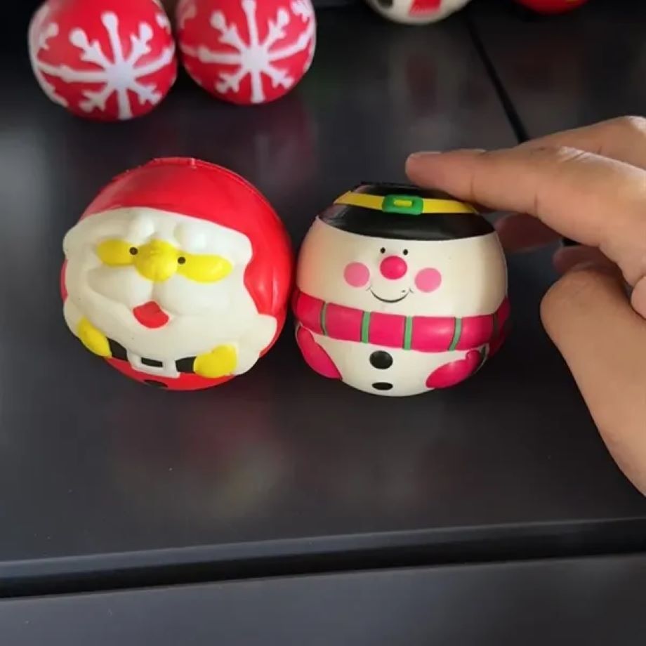 2.4'' PU Foam Santa Claus Ball Stress Reliever Christmas 2