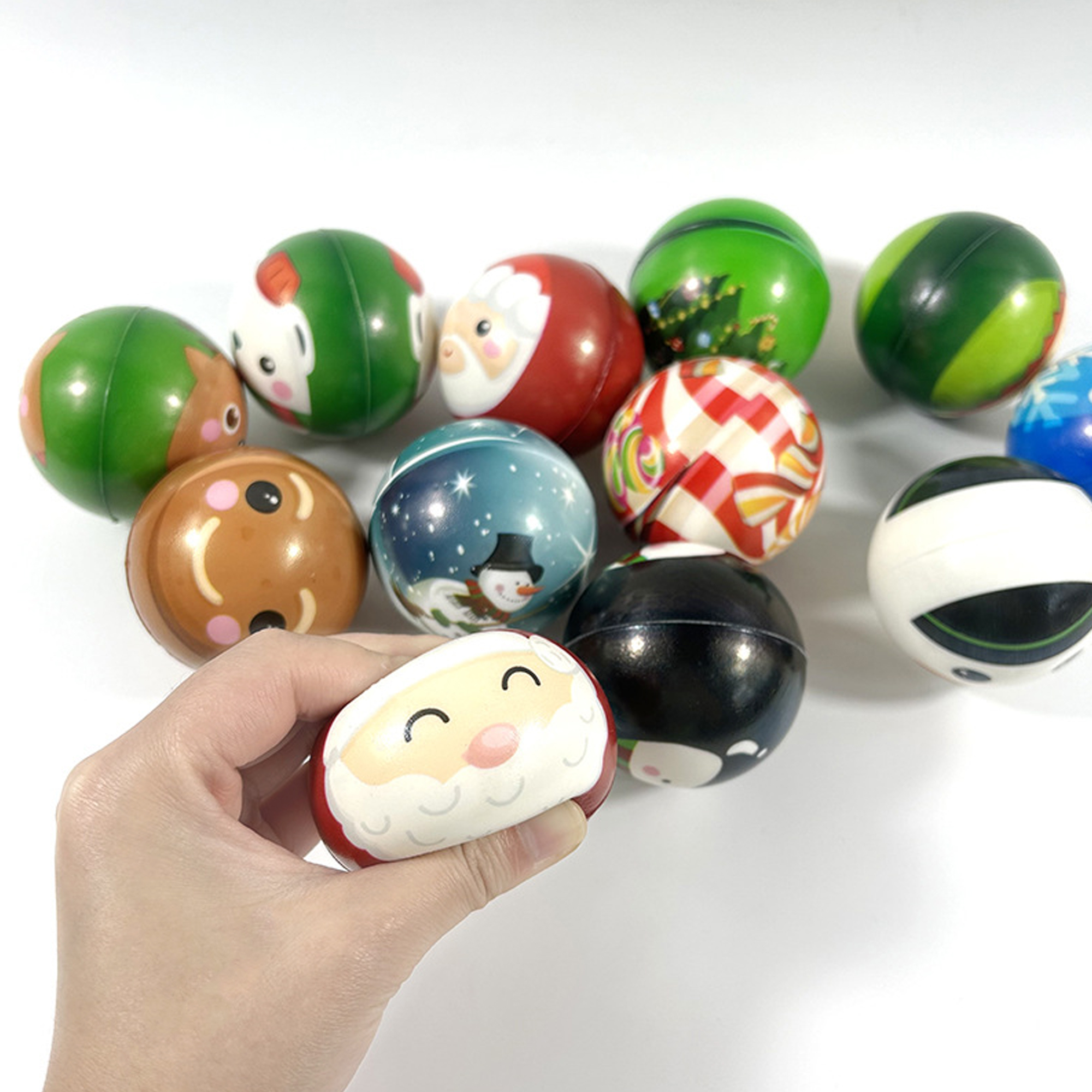 2.5 Inch Foam Christmas Squeeze Ball 2
