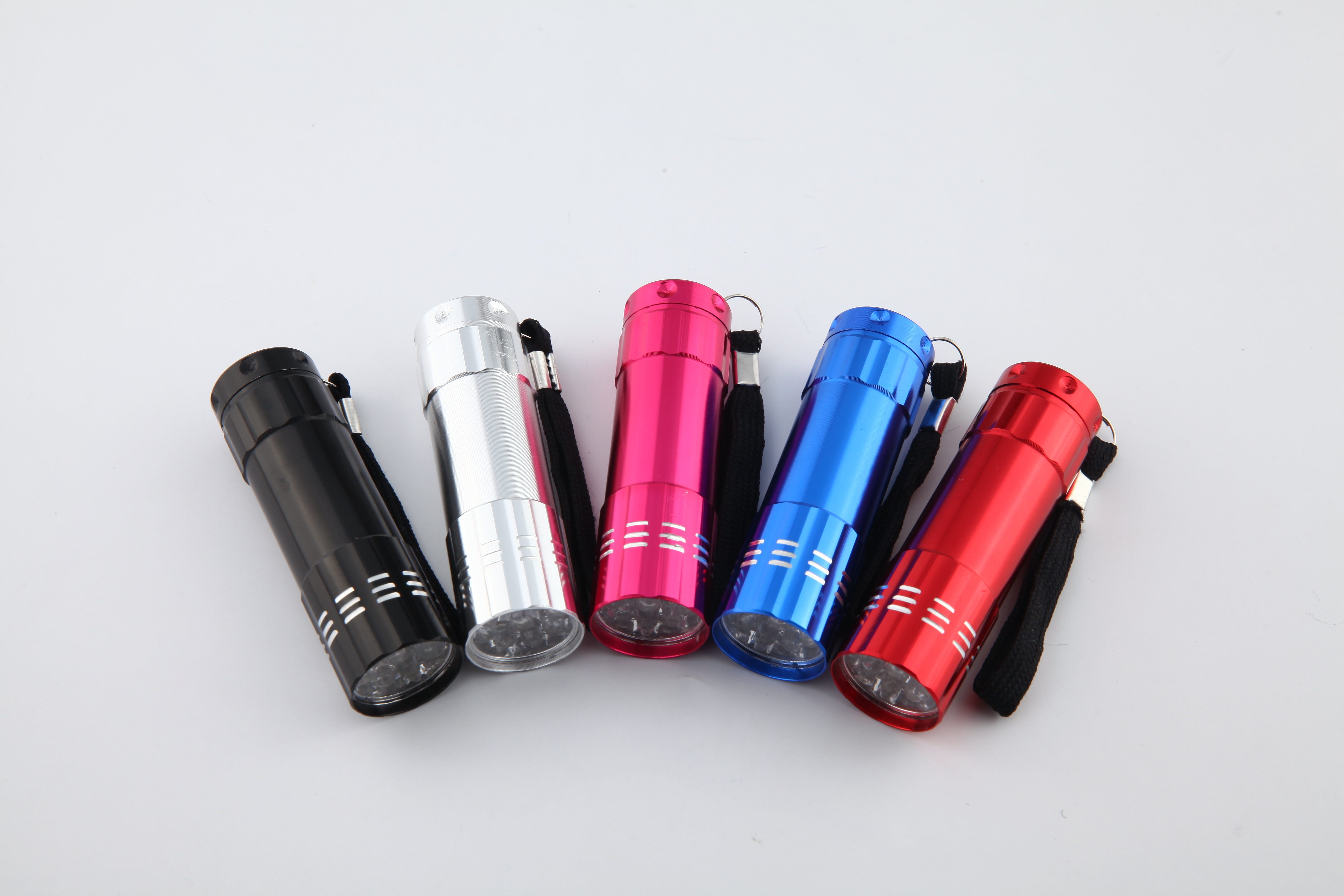Aluminum 9 LED Flashlight with Batteries 2