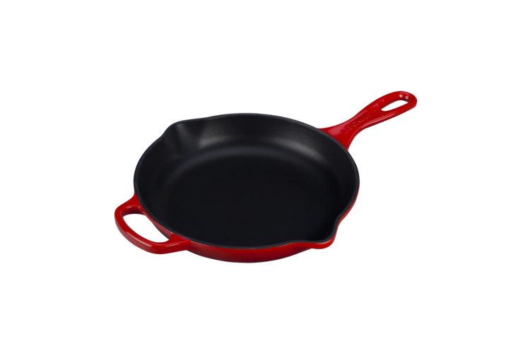 Le Creuset 9-inch Signature Skillet 2