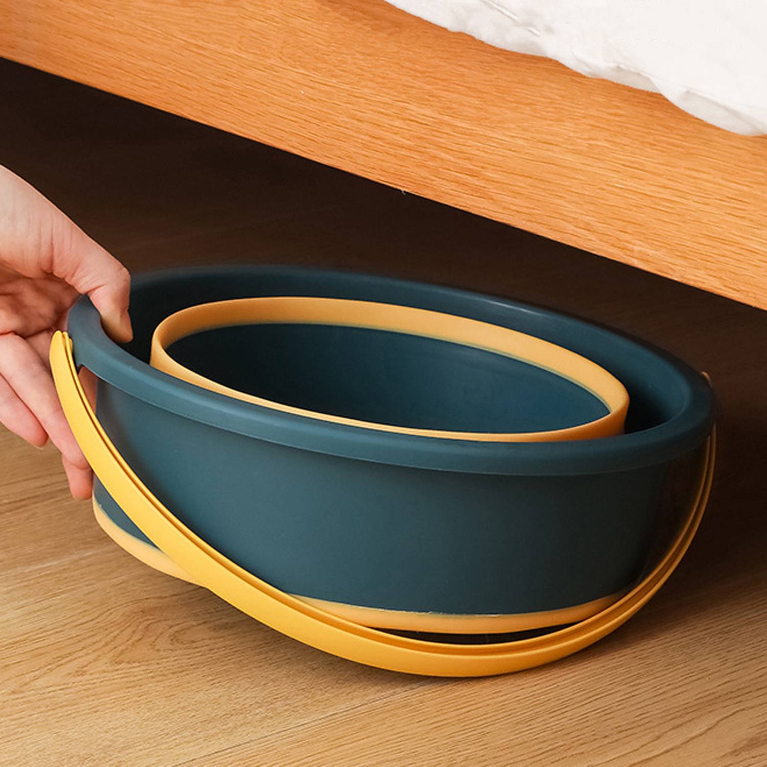 Portable Collapsible Water Bucket 7