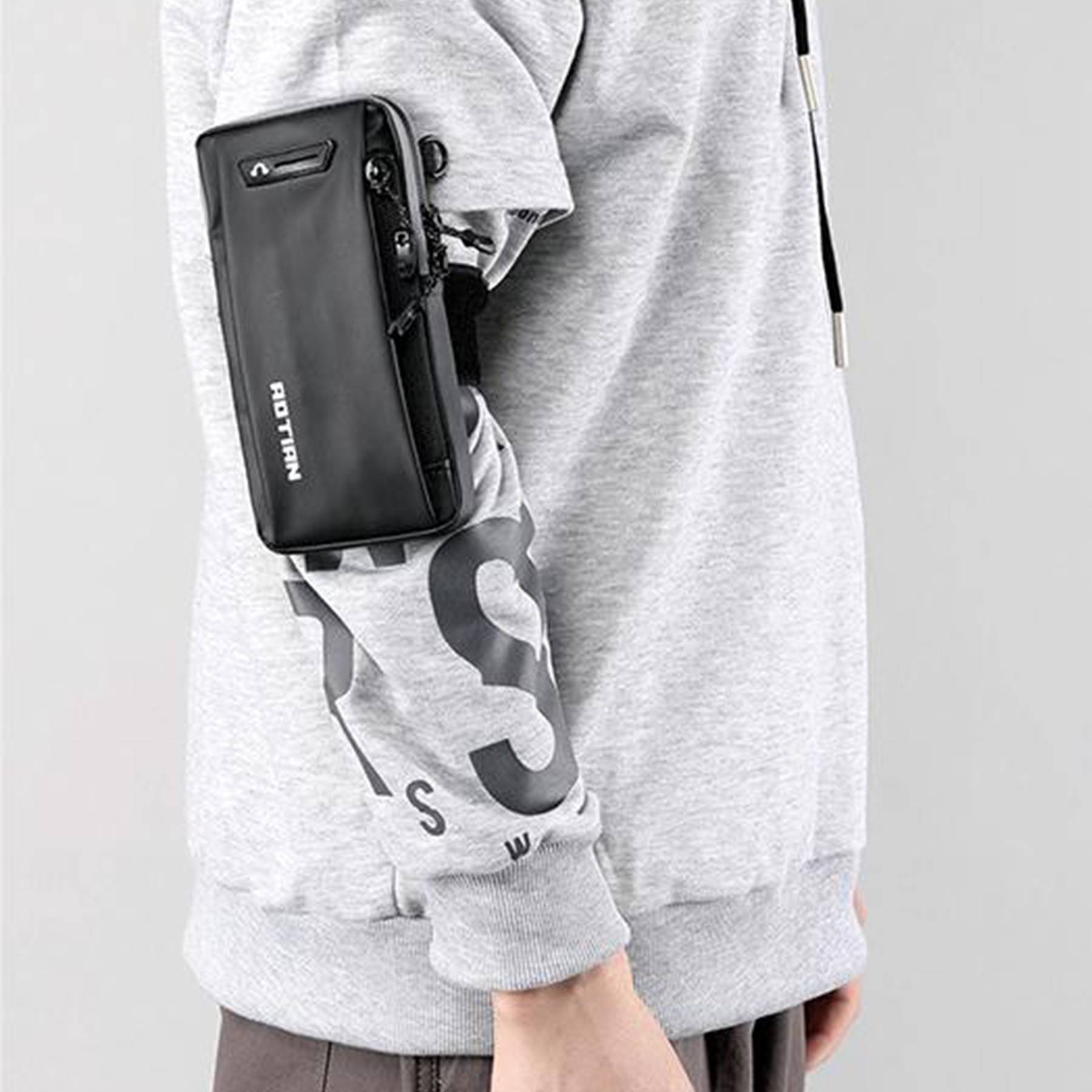 PU Ventilate Cross-body bag 4