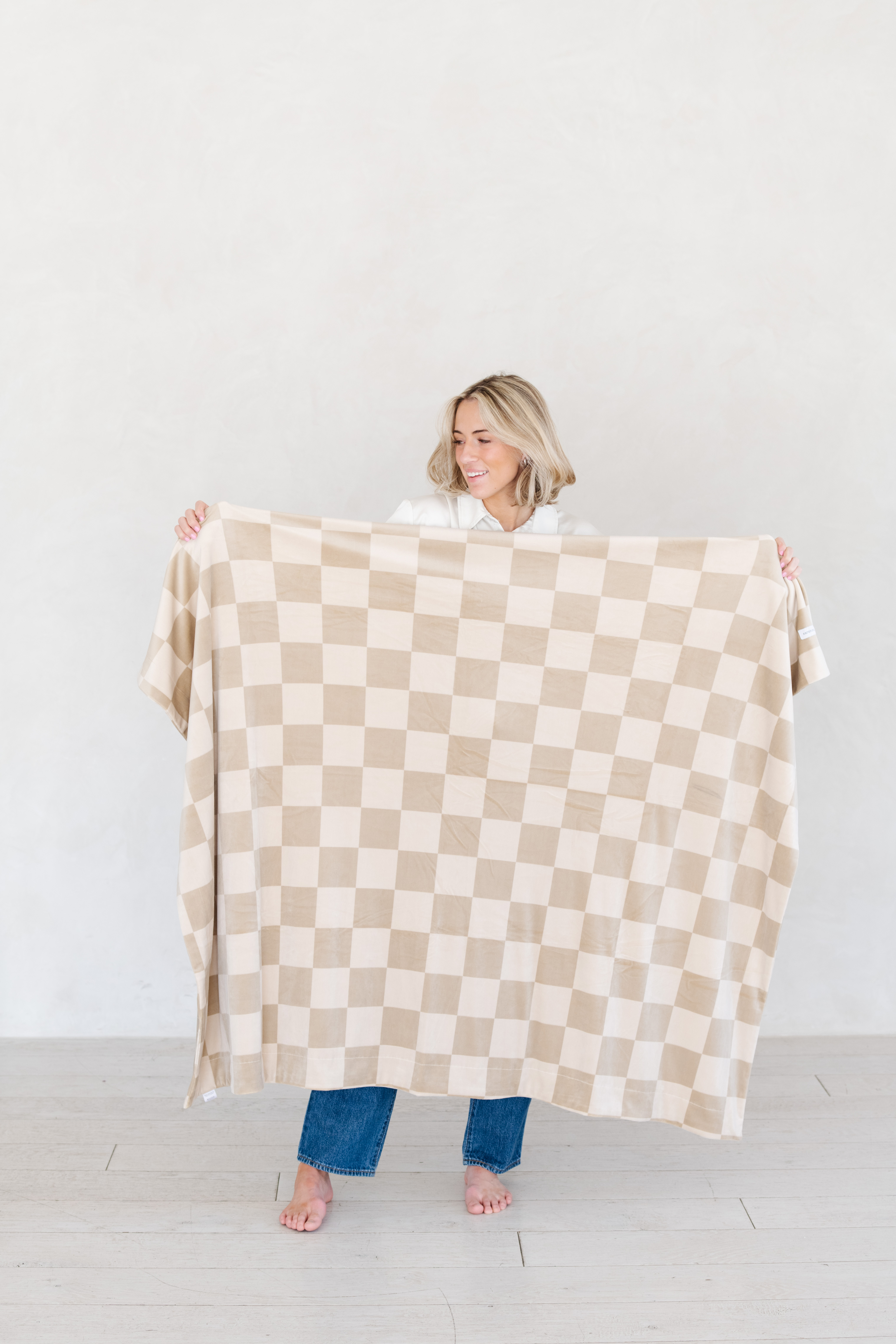 Minky Stretch Neutral Checkered-Throw Luxury Blanket (50x60) 1