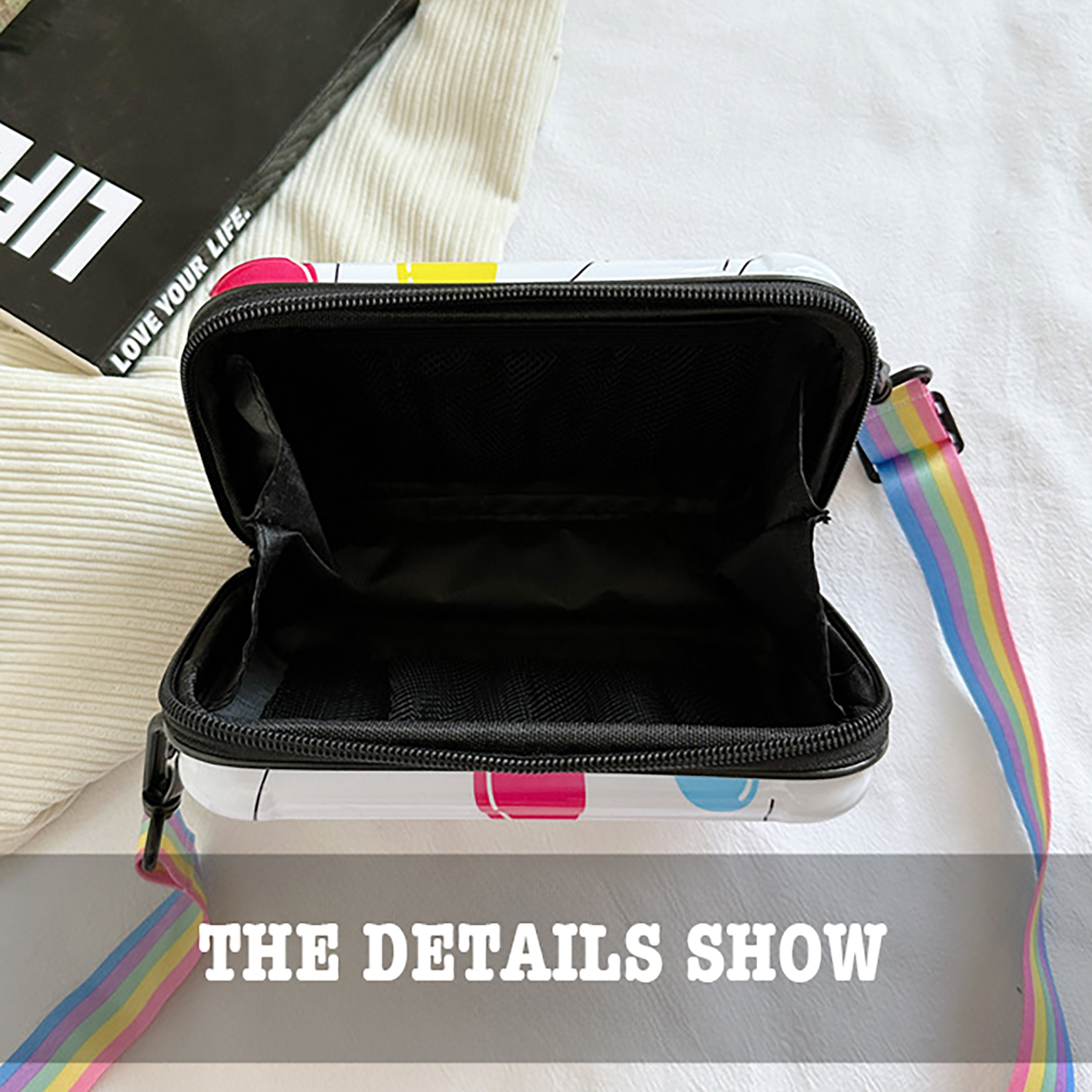 Fashion PVC Makeup Bag with Innovative Custom Design 5