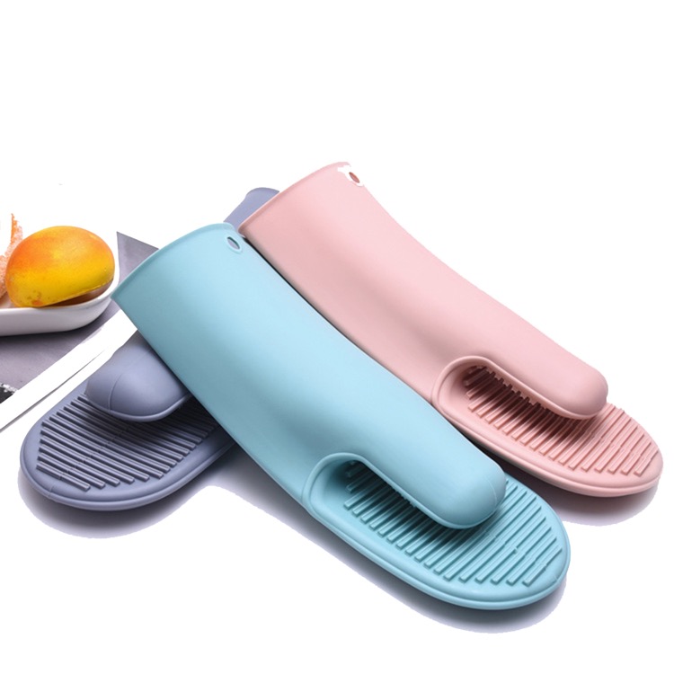 Thickened non-slip oven silicone gloves 5