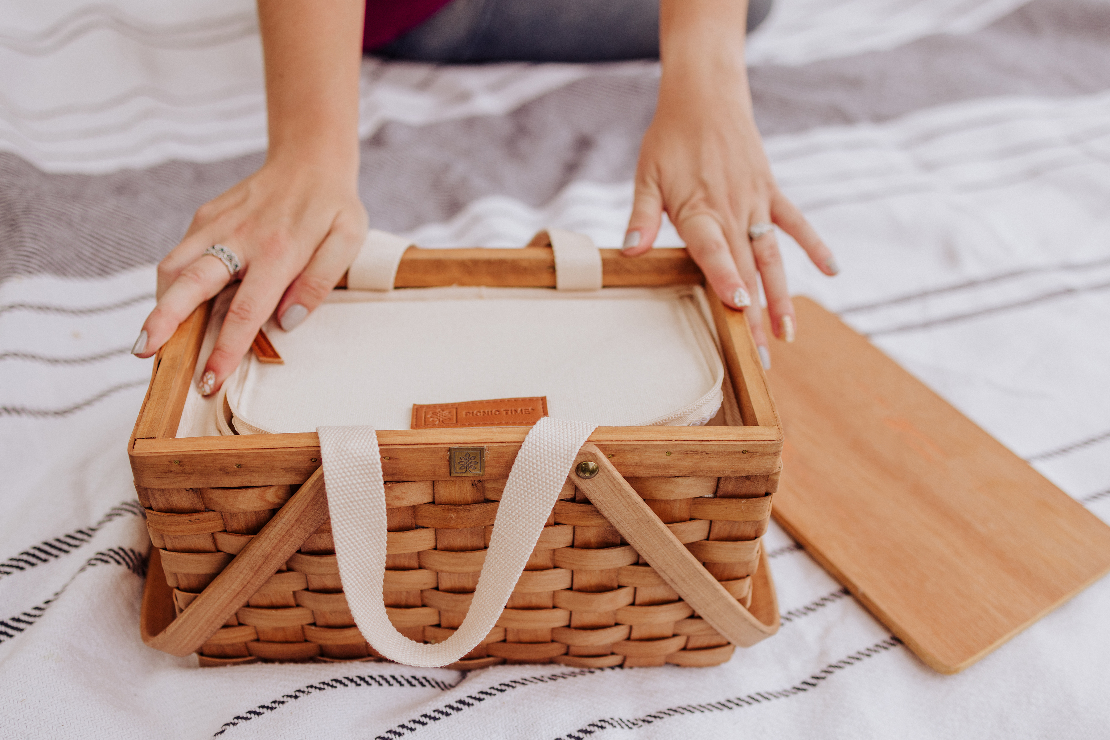 Poppy Personal Picnic Basket 2