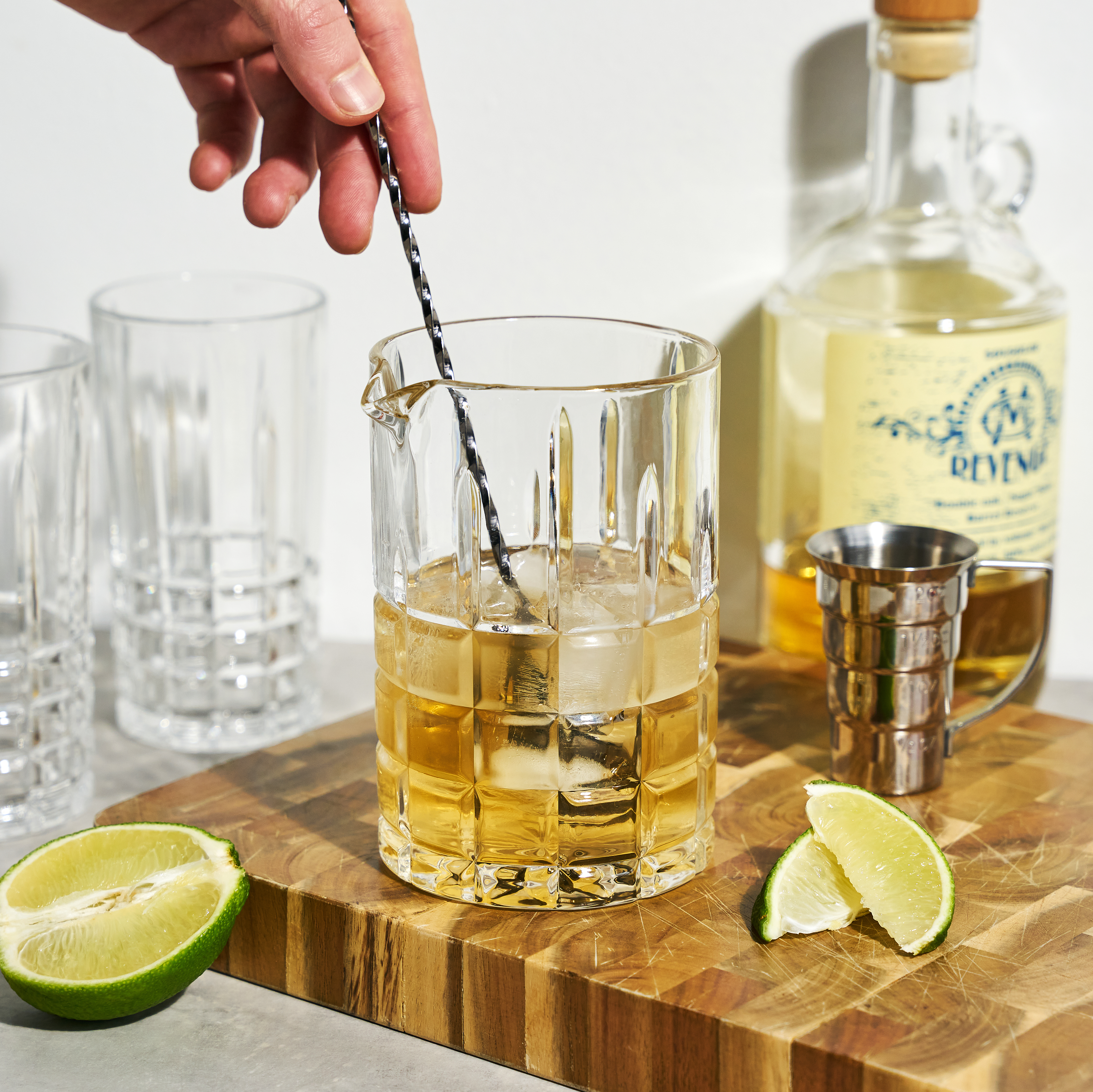 Viski® Highland Mixing Glass 4