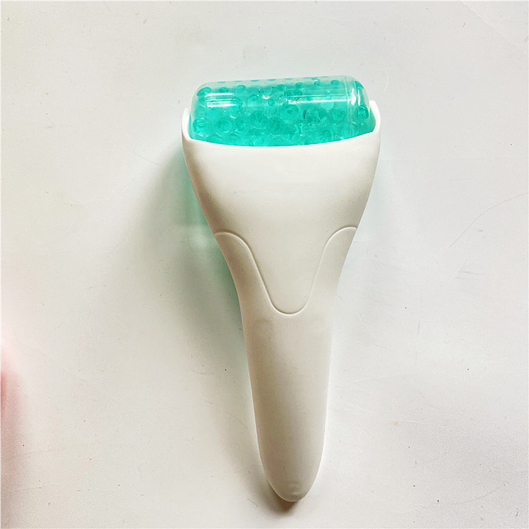 Face Puffiness Roller 3
