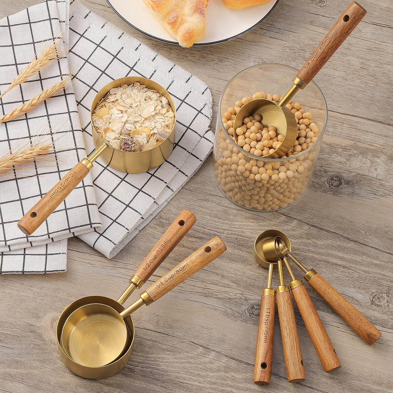 Wooden Handle Measuring Cups & Spoons Set 8